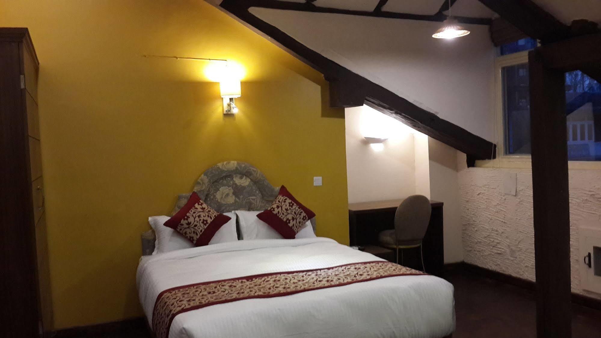 Hotel Heranya كاتماندو المظهر الخارجي الصورة